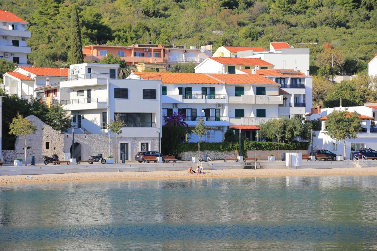 Apartments By The Sea Igrane, Makarska - 6653 외부 사진