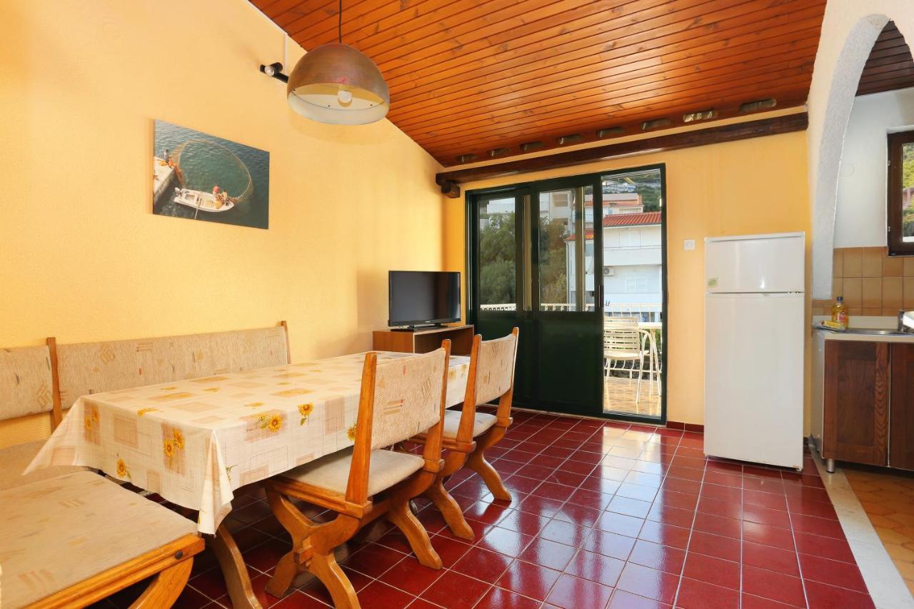 Apartments By The Sea Igrane, Makarska - 6653 외부 사진