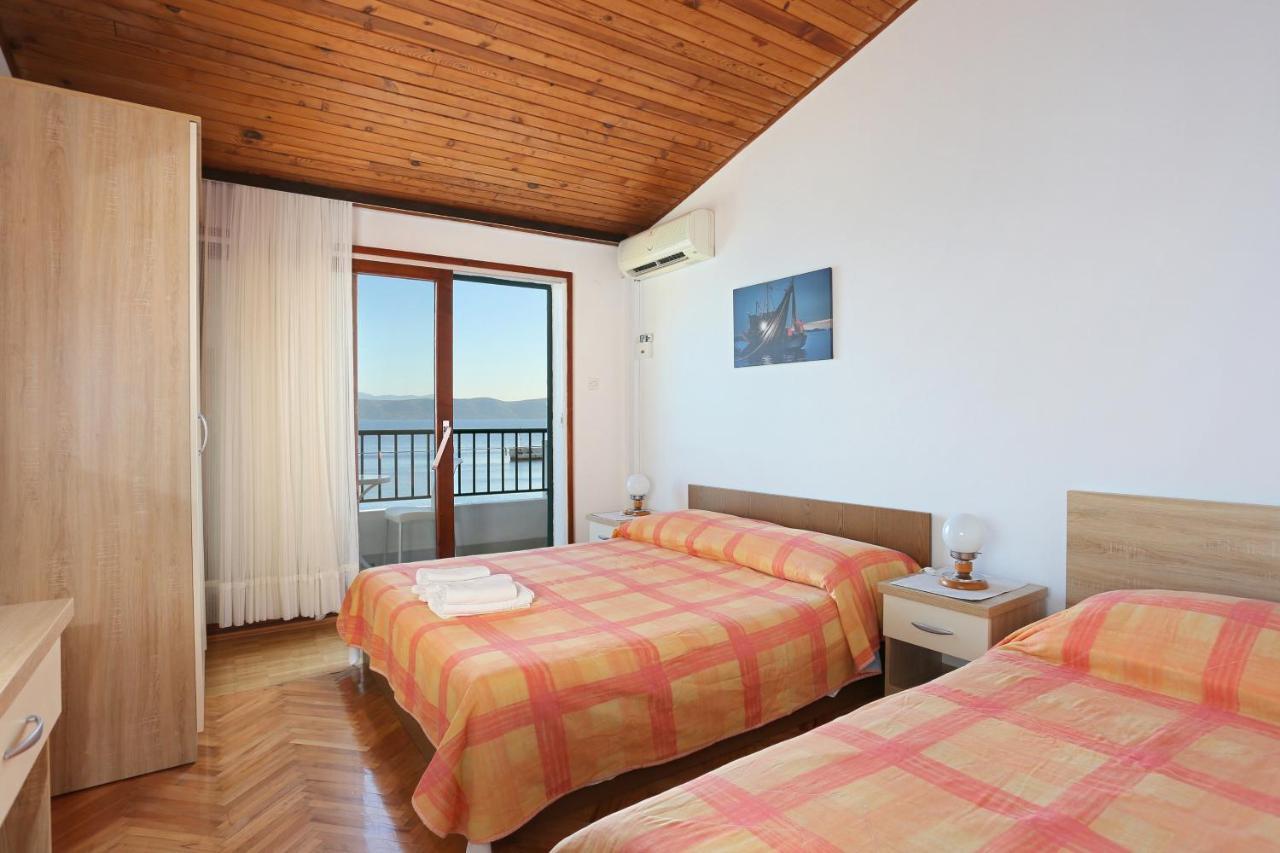 Apartments By The Sea Igrane, Makarska - 6653 외부 사진