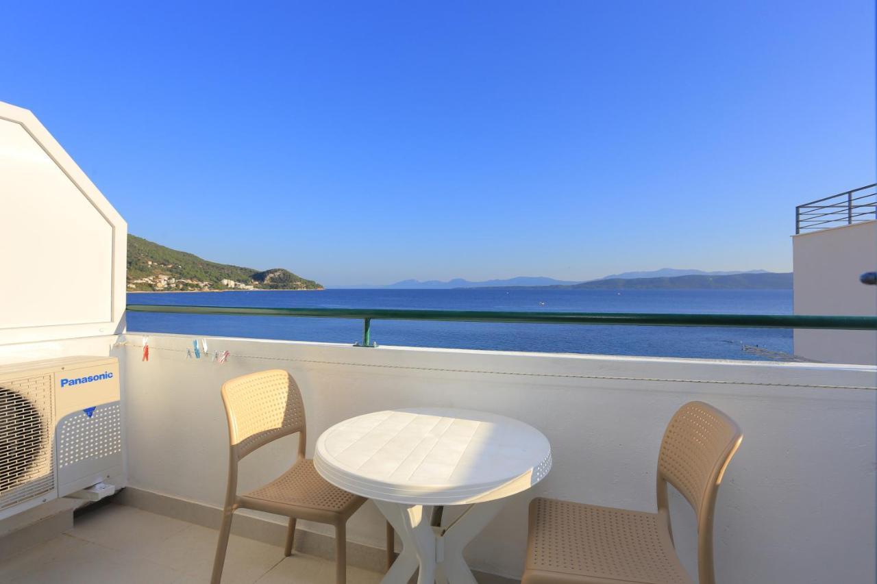 Apartments By The Sea Igrane, Makarska - 6653 외부 사진