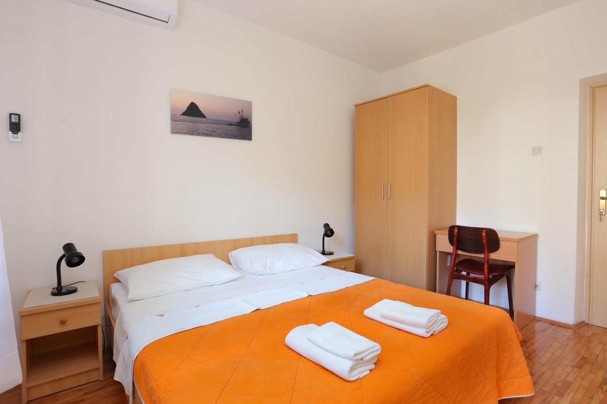 Apartments By The Sea Igrane, Makarska - 6653 객실 사진