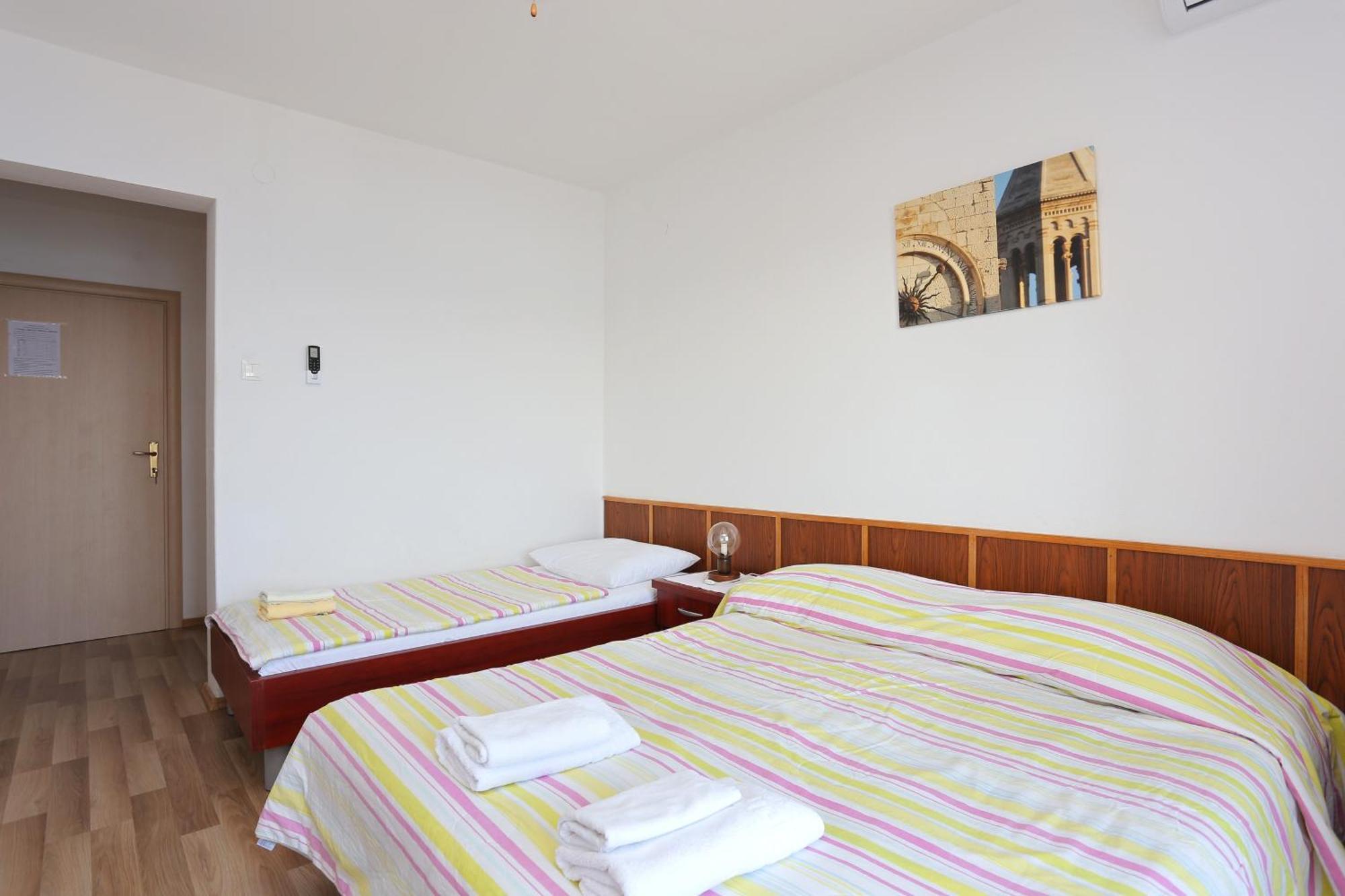 Apartments By The Sea Igrane, Makarska - 6653 객실 사진