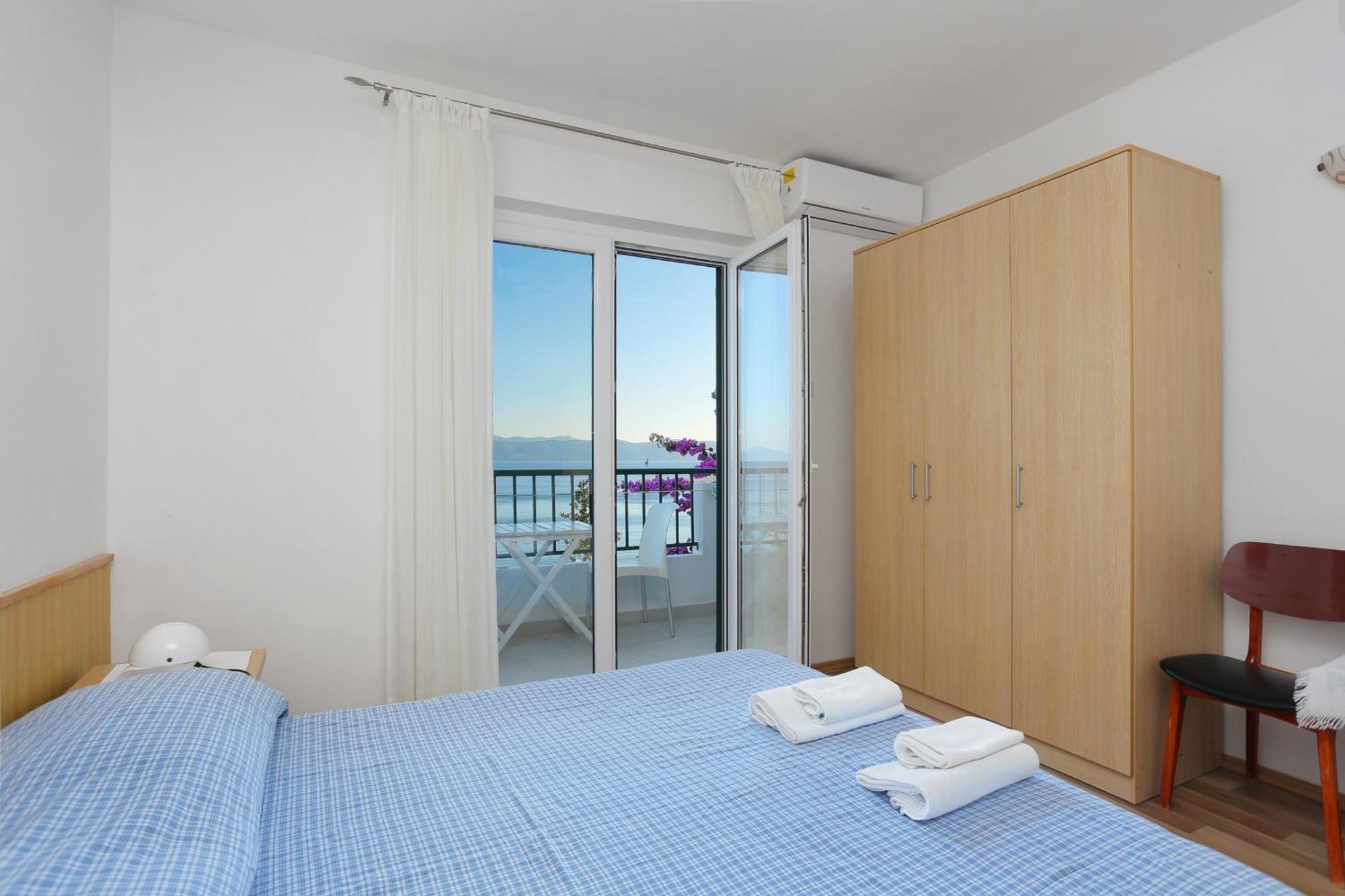 Apartments By The Sea Igrane, Makarska - 6653 객실 사진